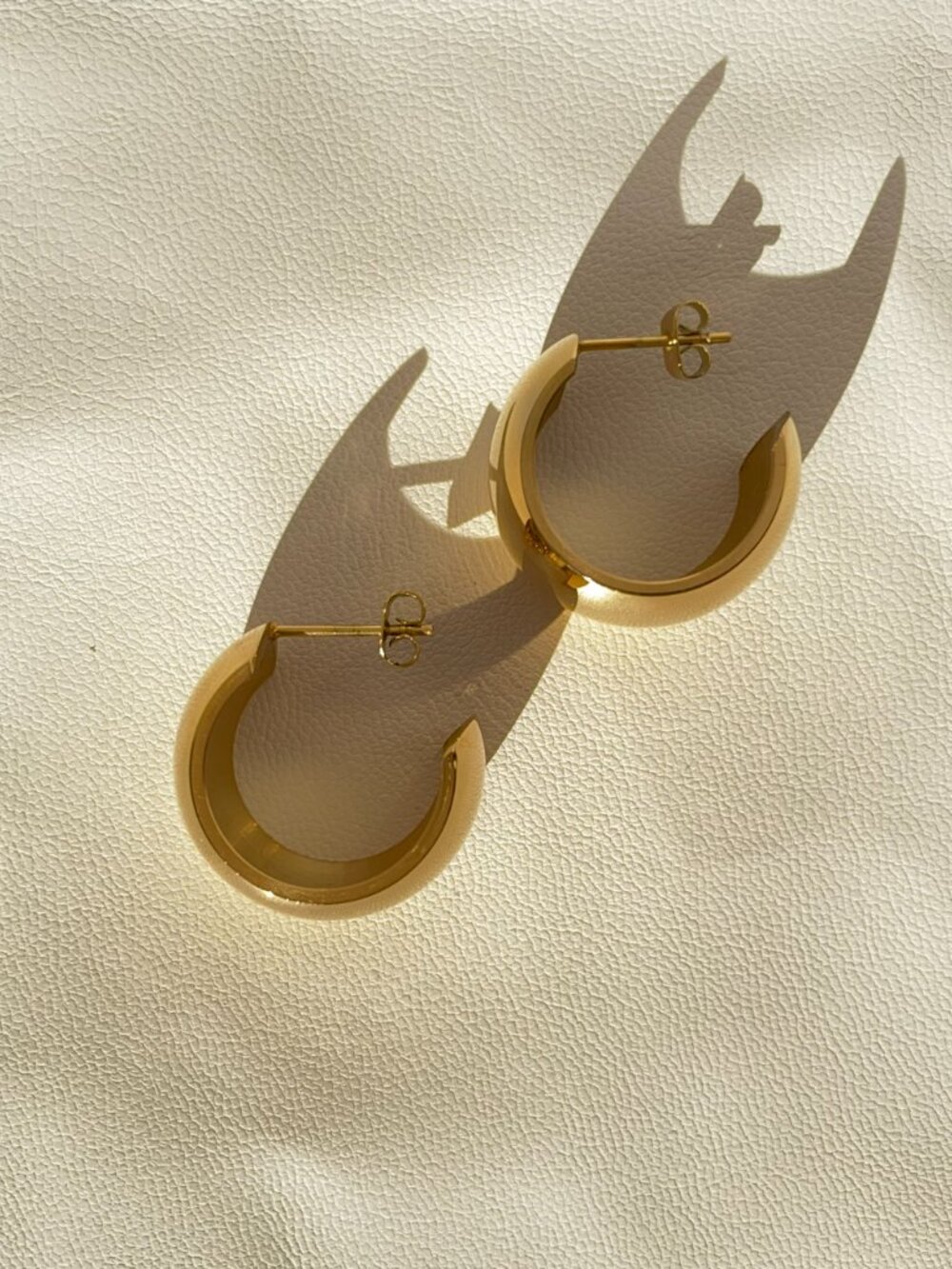 Aouri Bold Wide Earrings | 18K Gold Plated Stainless Steel